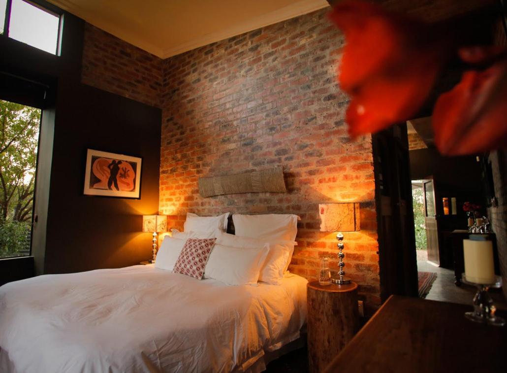 Liedjiesbos Urban Olive Farm Bed & Breakfast Bloemfontein Exterior photo
